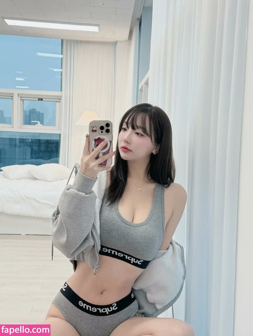 Son Ye Eun Onlyfans Photo Gallery 