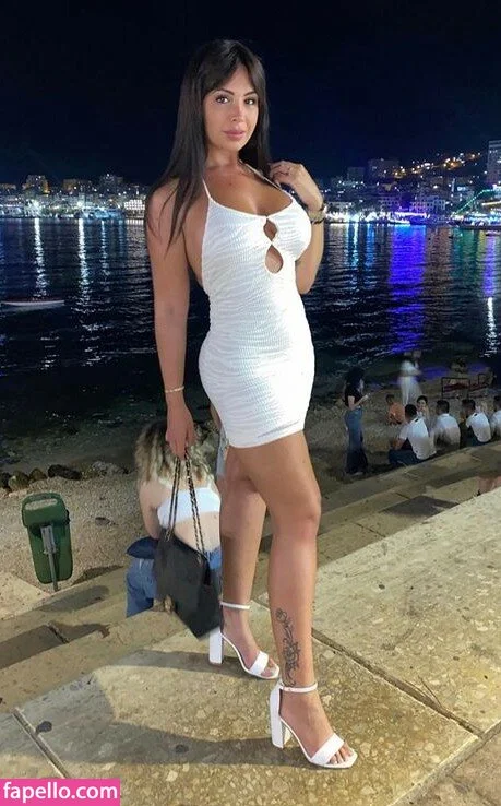 Silvia Iorio Onlyfans Photo Gallery 