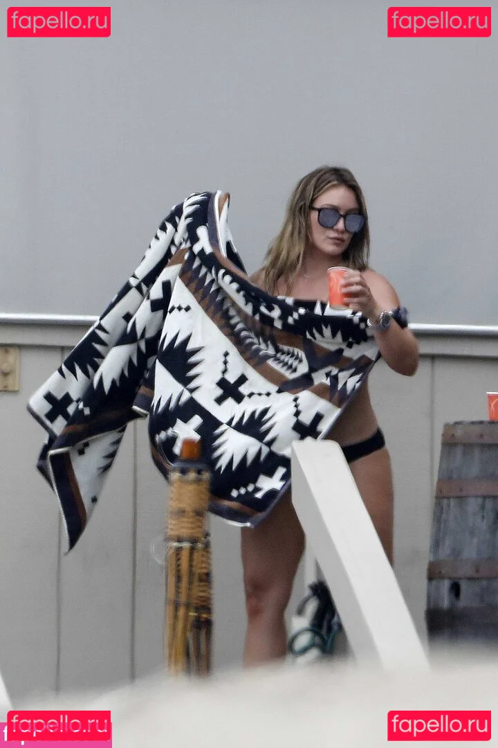 Hillary Duff Onlyfans Photo Gallery 