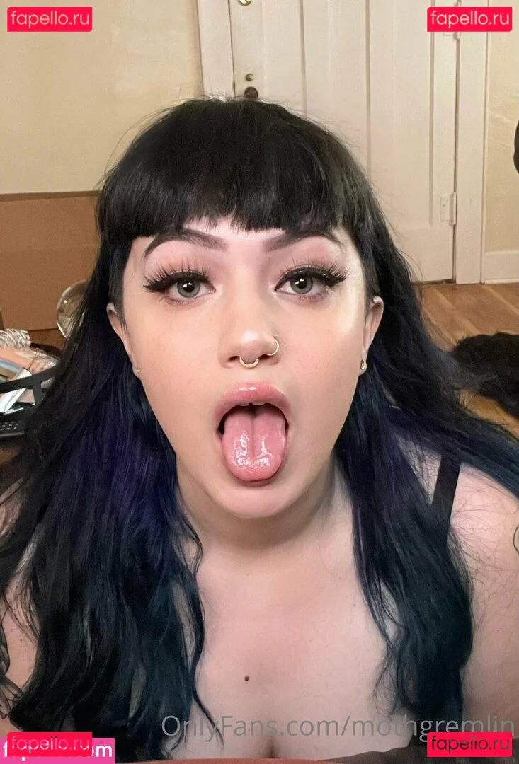 mothgremlin Onlyfans Photo Gallery 