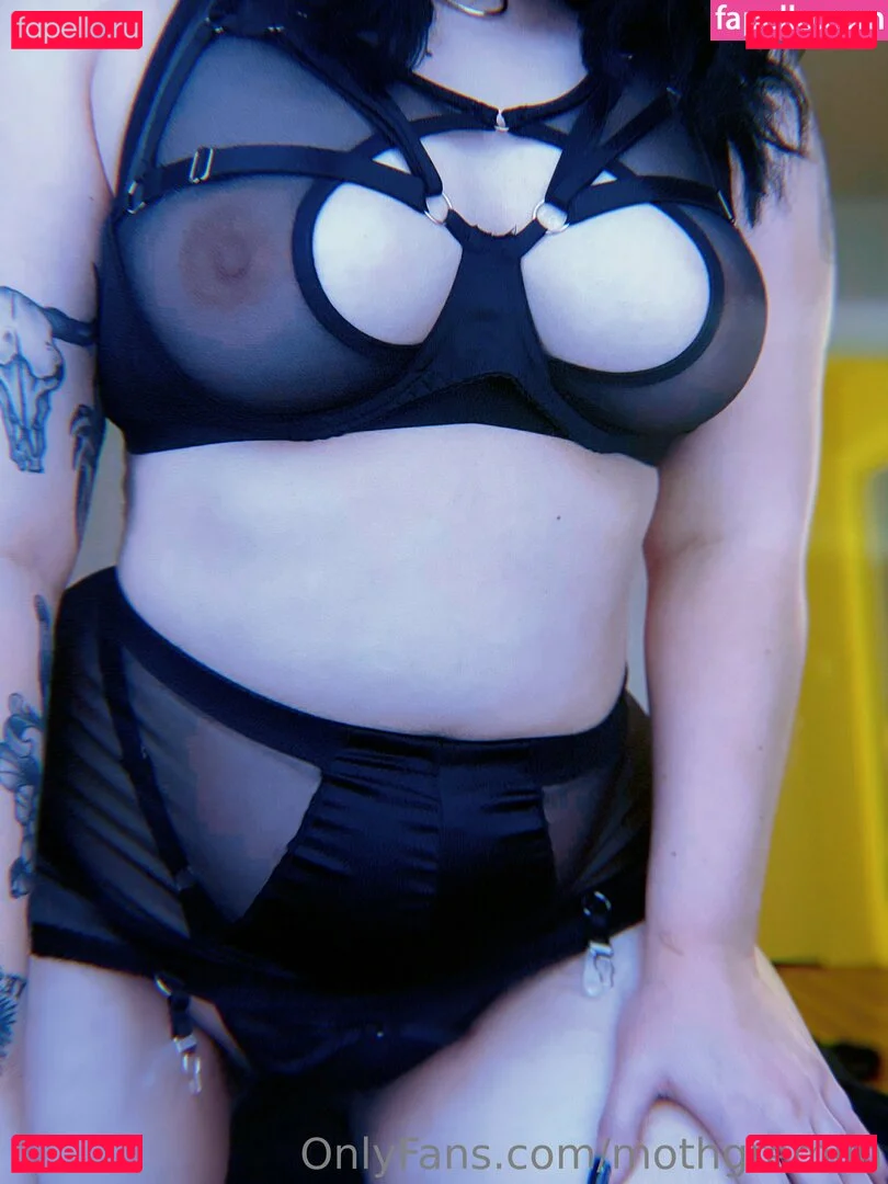 mothgremlin Onlyfans Photo Gallery 