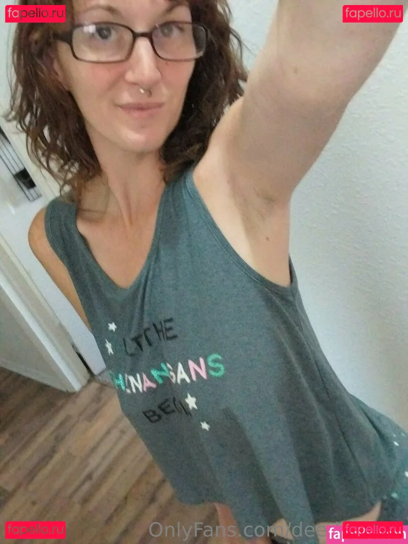 deedeelynn Onlyfans Photo Gallery 