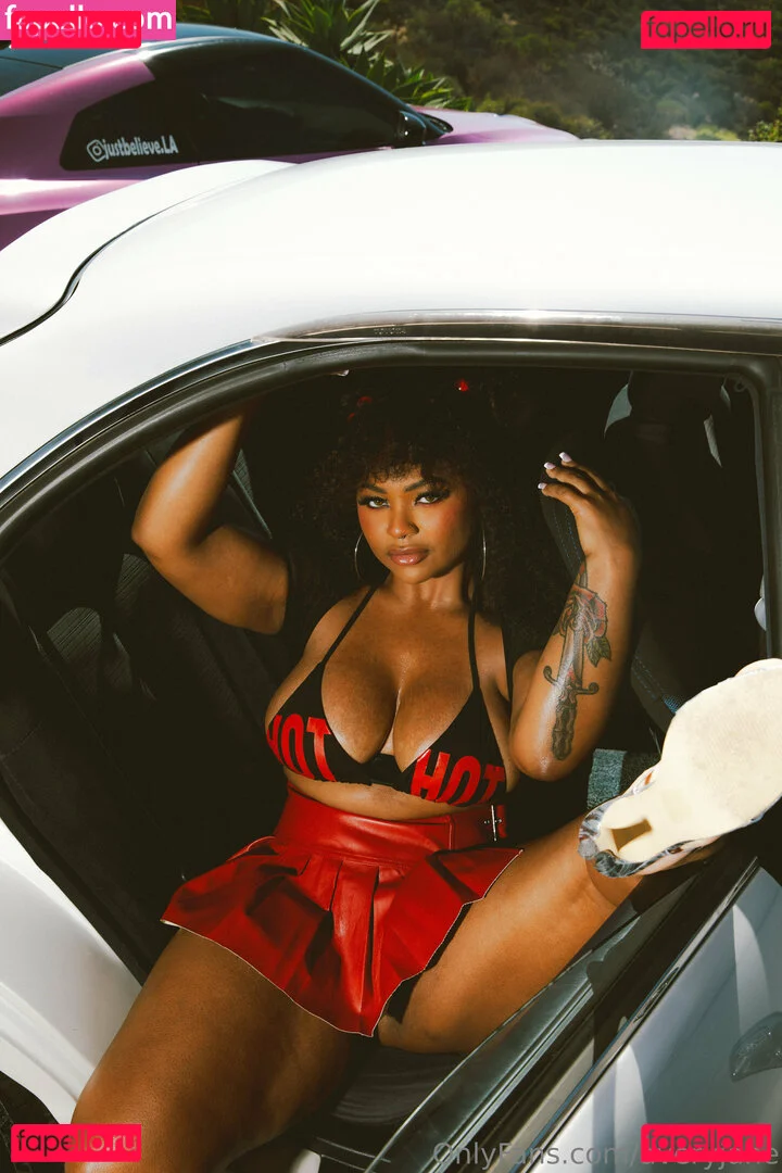 averyjane Onlyfans Photo Gallery 