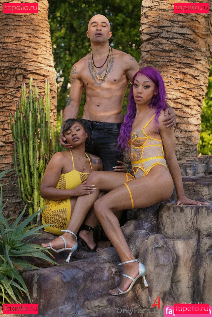 averyjane Onlyfans Photo Gallery 