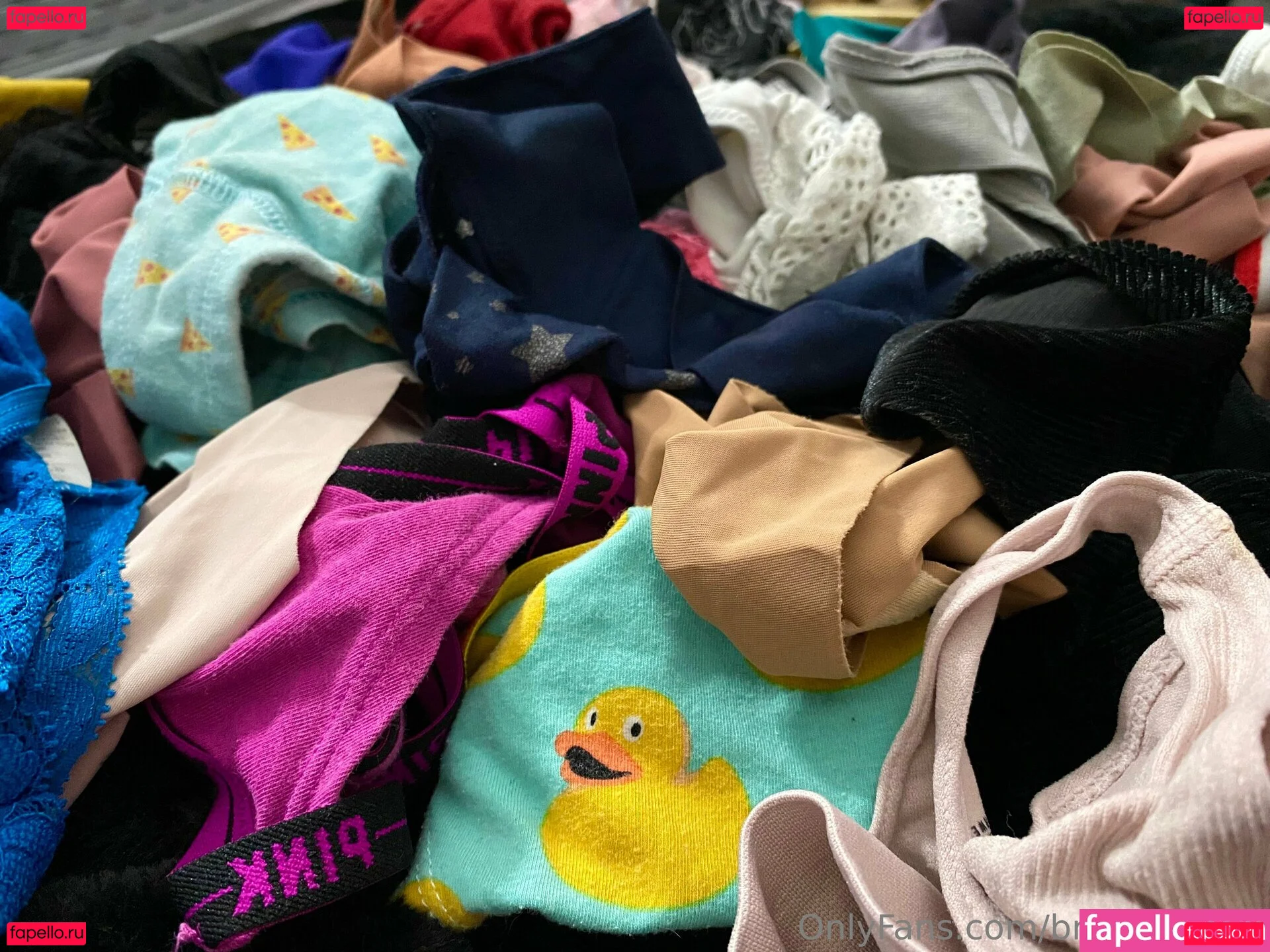 Breadboodle Onlyfans Photo Gallery 