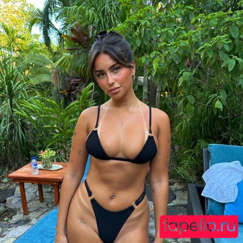 Claudia Tihan Onlyfans Photo Gallery 