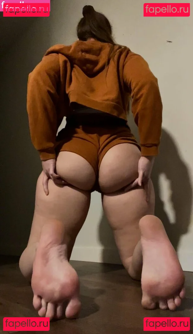 Ella Estrid Onlyfans Photo Gallery 