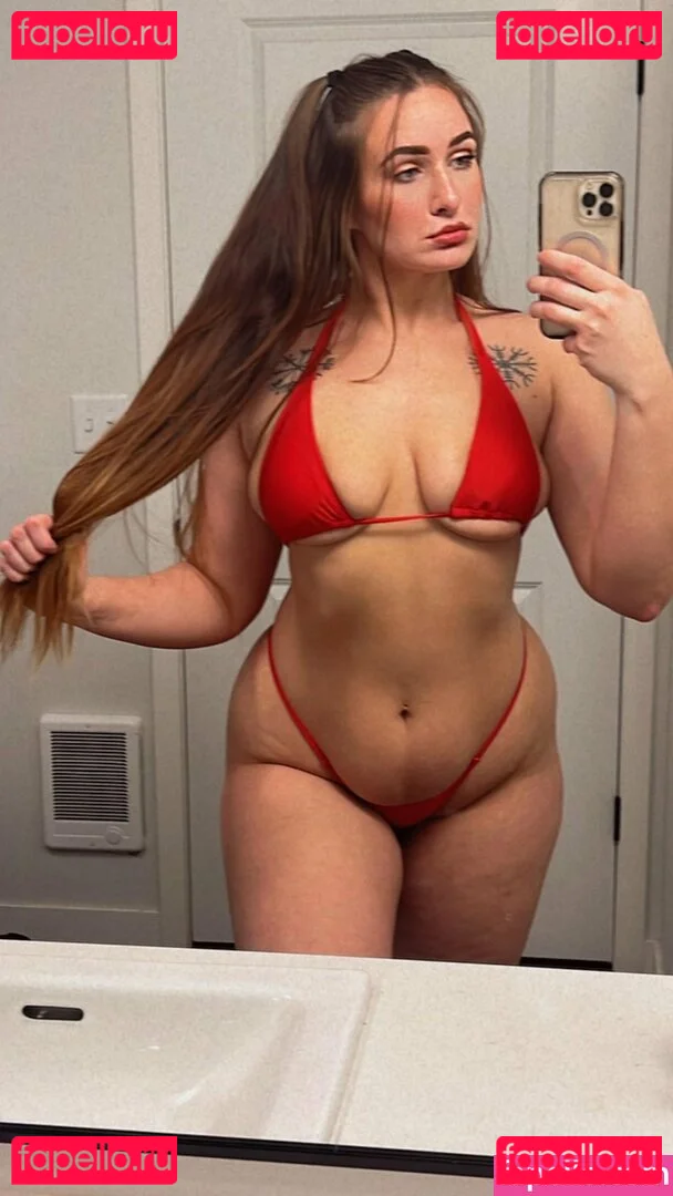 Ella Estrid Onlyfans Photo Gallery 