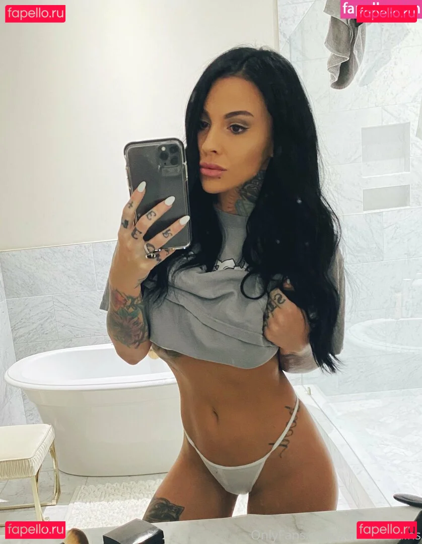 Zahrainchains Onlyfans Photo Gallery 