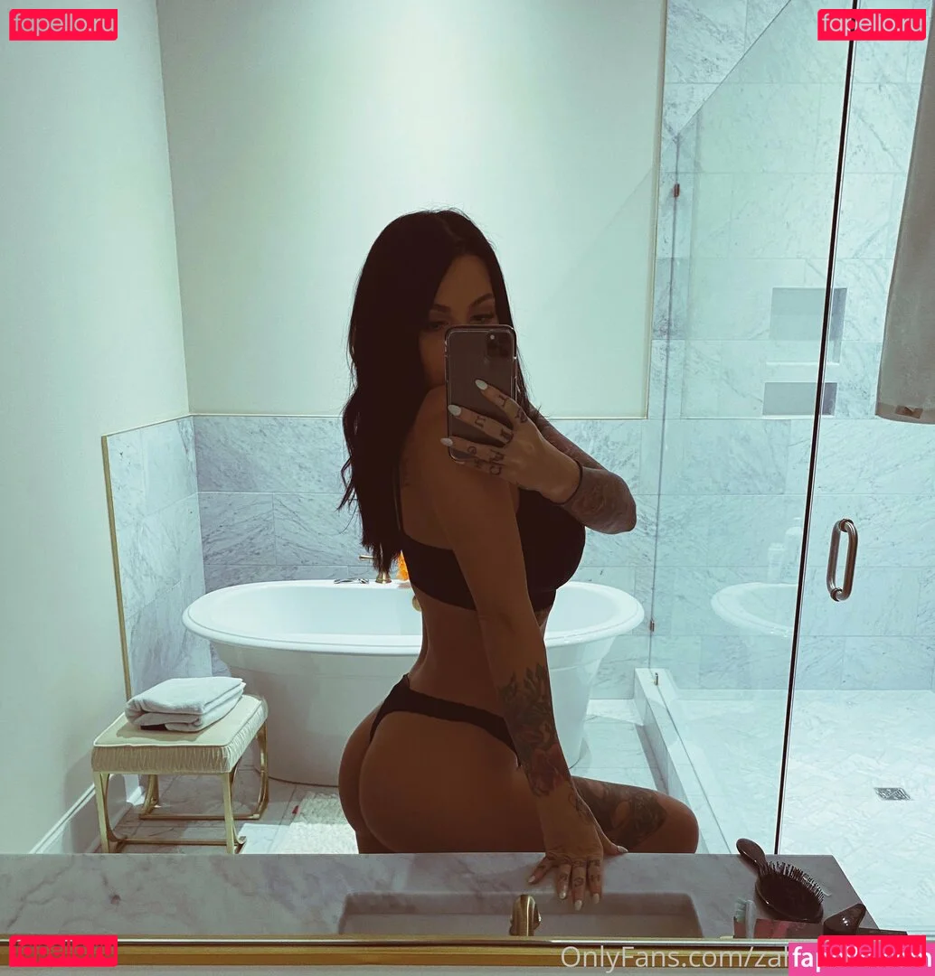 Zahrainchains Onlyfans Photo Gallery 