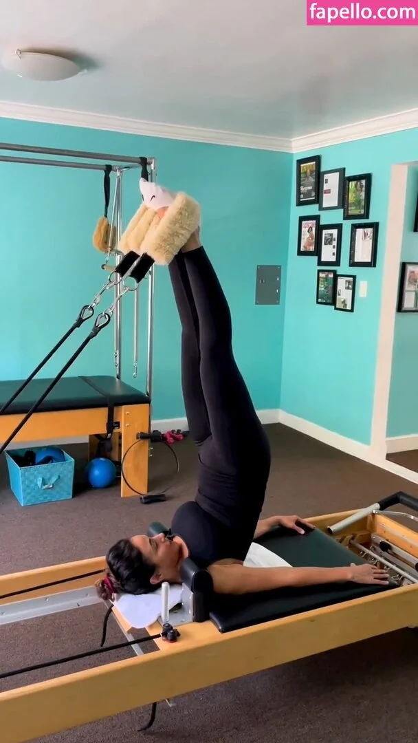 Emmanuelle Chriqui Onlyfans Photo Gallery 