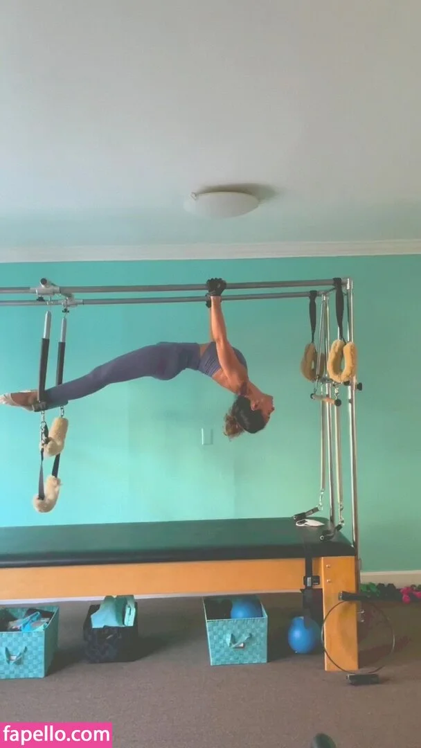 Emmanuelle Chriqui Onlyfans Photo Gallery 