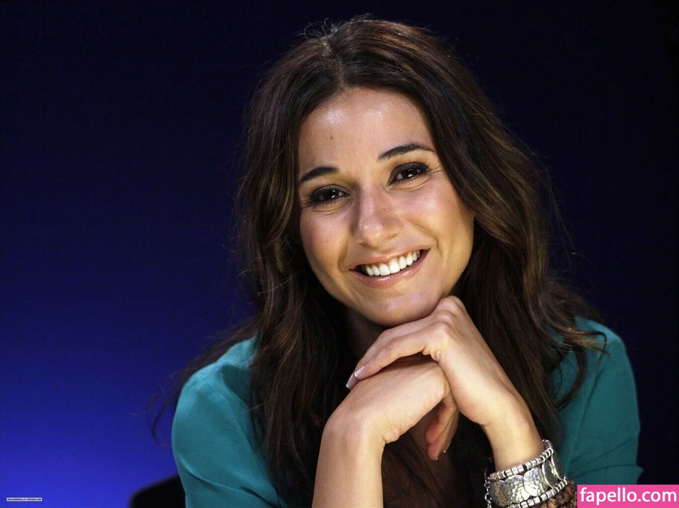 Emmanuelle Chriqui Onlyfans Photo Gallery 