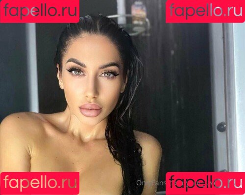 mari.mis Onlyfans Photo Gallery 