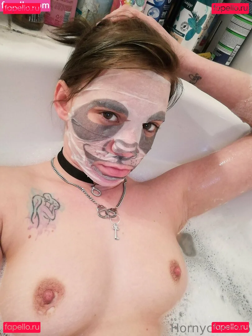 hrnychen95 Onlyfans Photo Gallery 