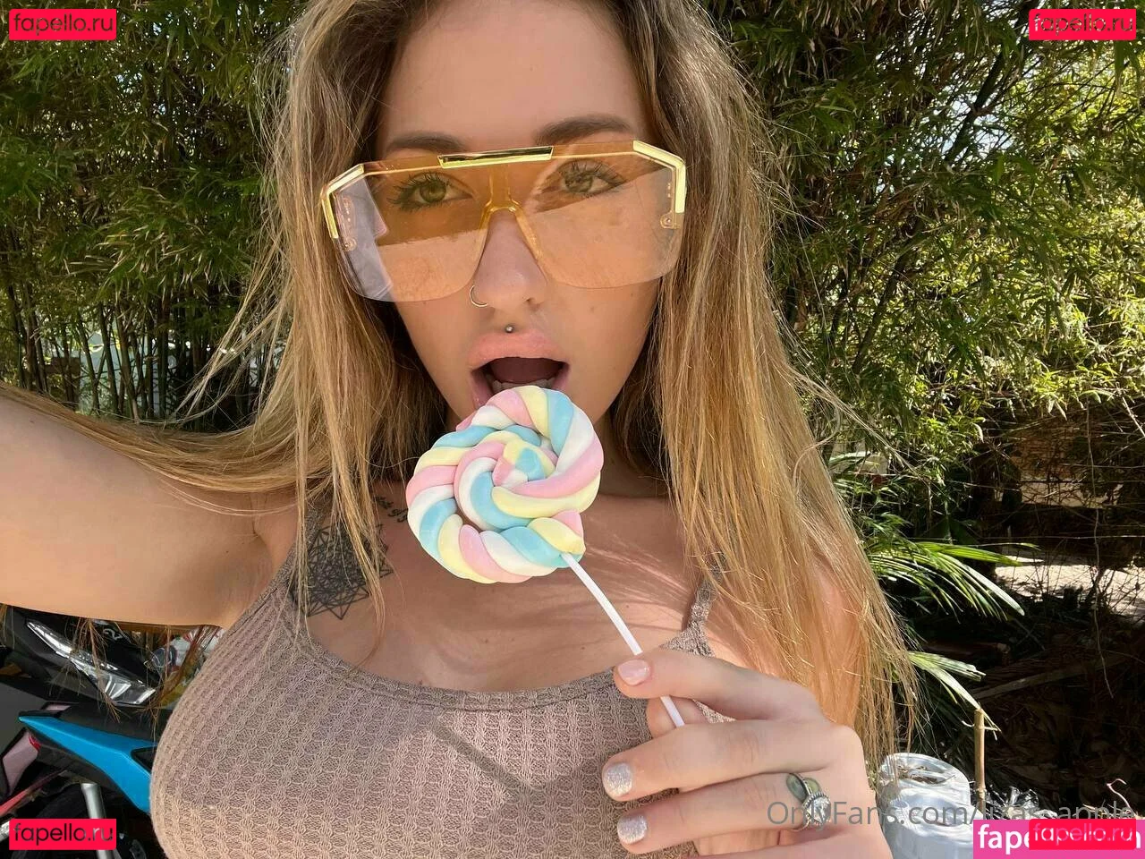 liza_aplle Onlyfans Photo Gallery 