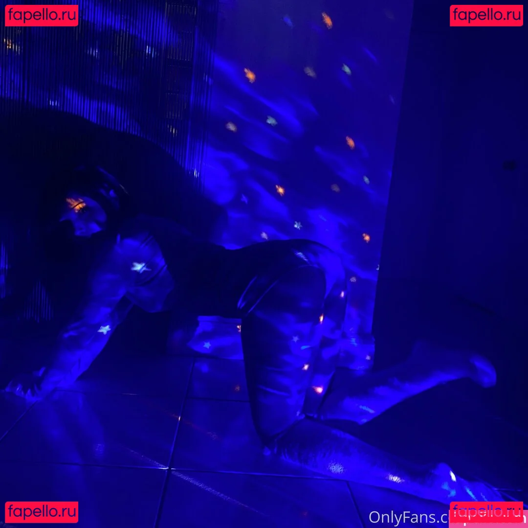 yourluvrgrl Onlyfans Photo Gallery 