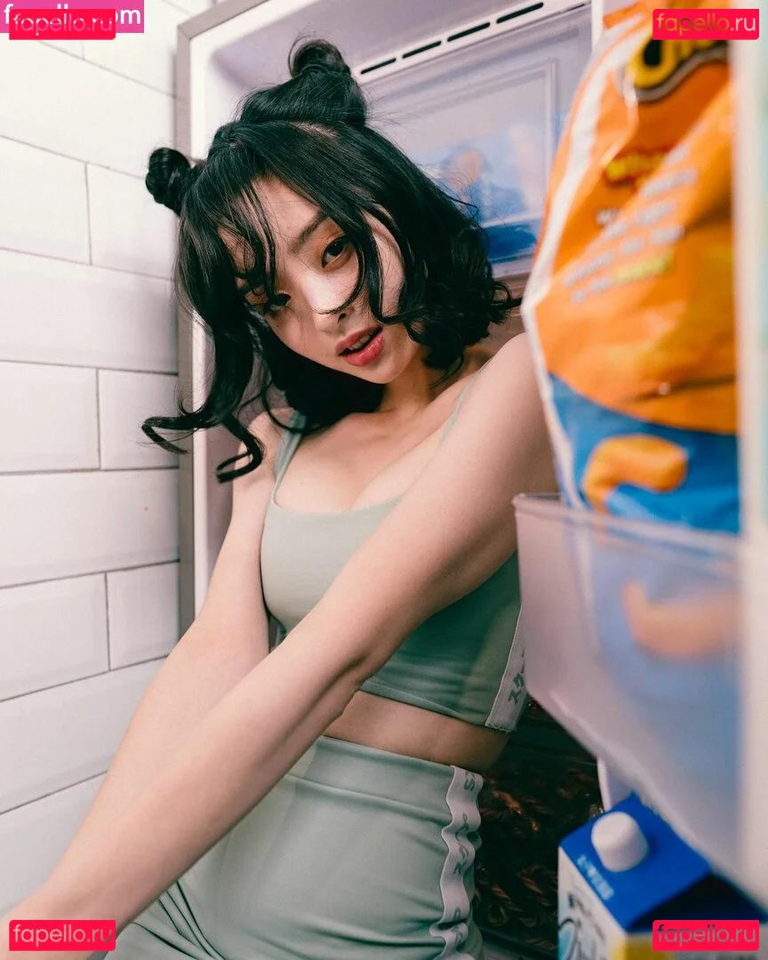 Nayoung Kim Onlyfans Photo Gallery 