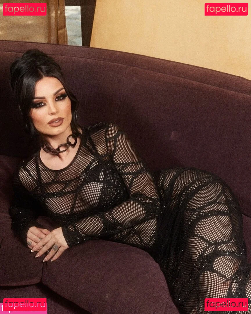 Saraya Onlyfans Photo Gallery 