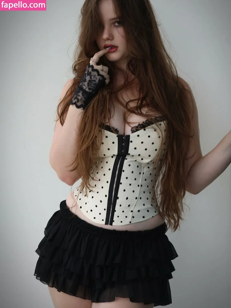 Isabel Ardley Onlyfans Photo Gallery 