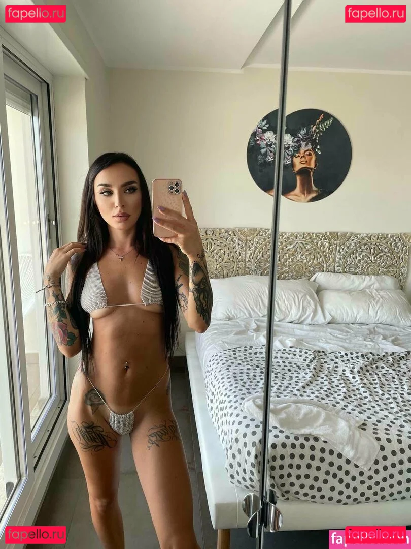 britney2 Onlyfans Photo Gallery 