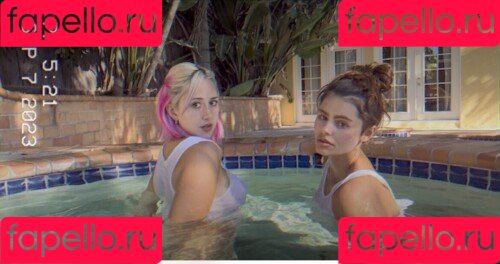 Jacquie Lee Onlyfans Photo Gallery 