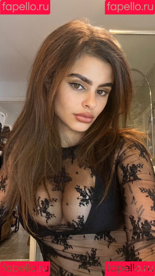 Jacquie Lee Onlyfans Photo Gallery 