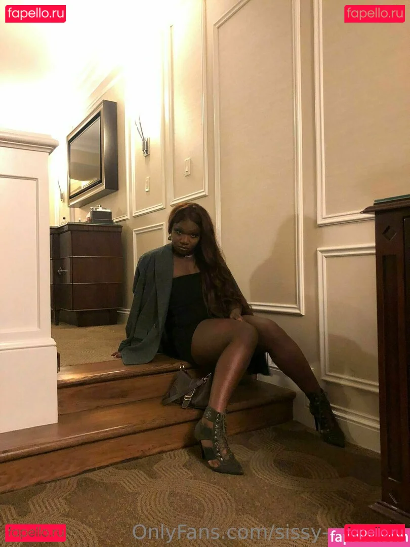 sissy-serayah Onlyfans Photo Gallery 
