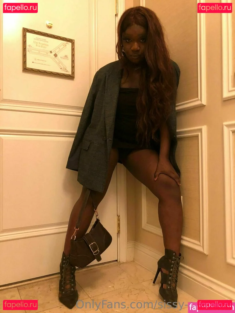 sissy-serayah Onlyfans Photo Gallery 