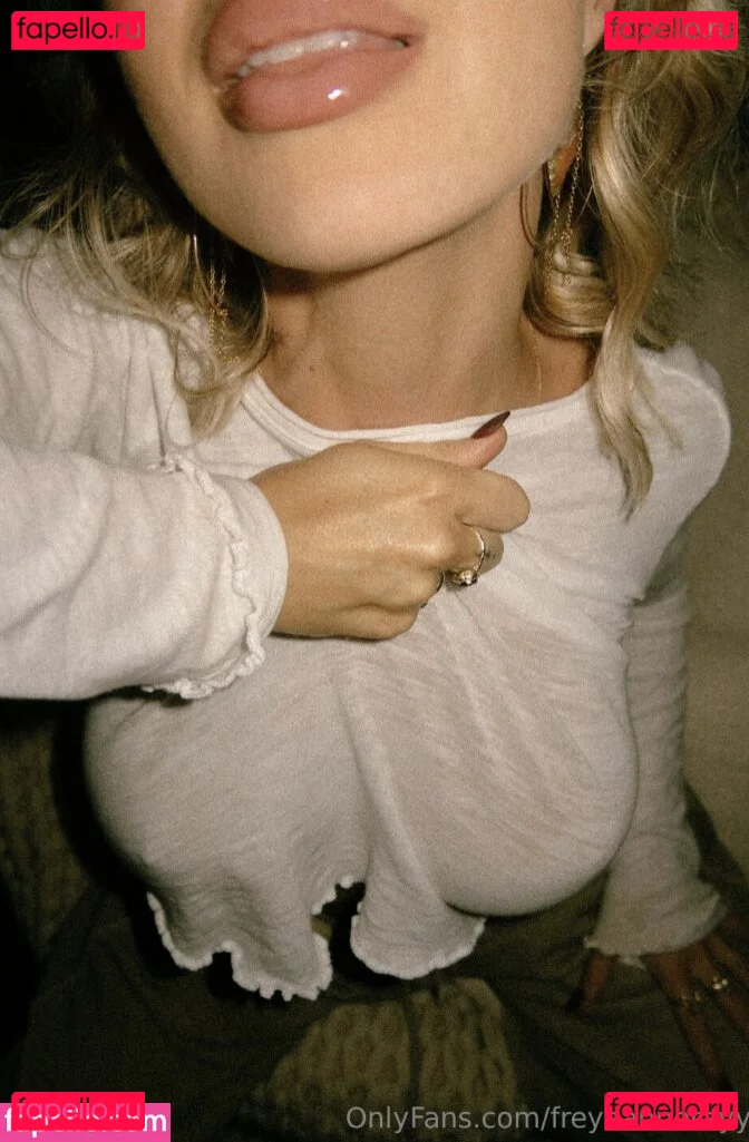 rayanneBTS Onlyfans Photo Gallery 