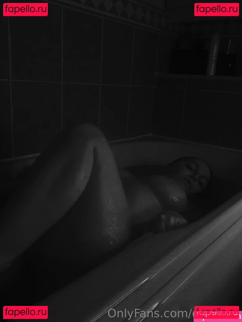 elmnsfw Onlyfans Photo Gallery 