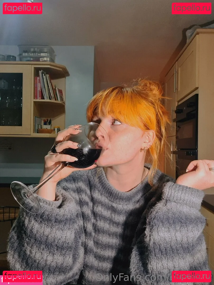 elmnsfw Onlyfans Photo Gallery 