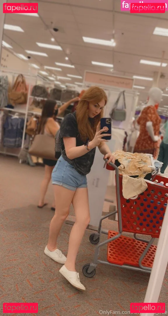 shy_trans_free Onlyfans Photo Gallery 