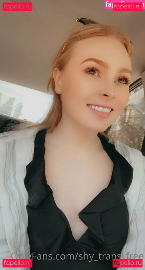 shy_trans_free Onlyfans Photo Gallery 