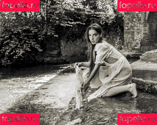 Lily Gilbert Onlyfans Photo Gallery 