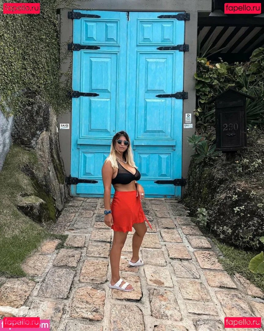 Meredithblake Onlyfans Photo Gallery 