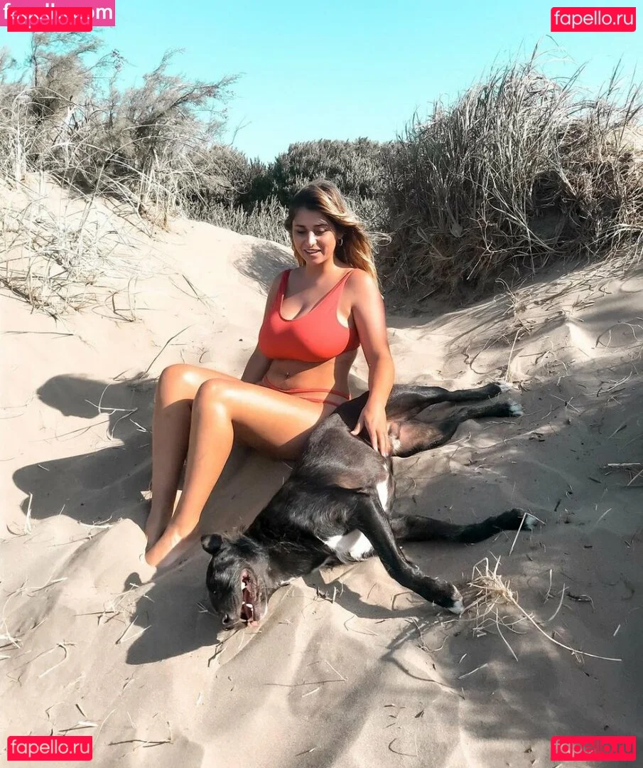 Meredithblake Onlyfans Photo Gallery 