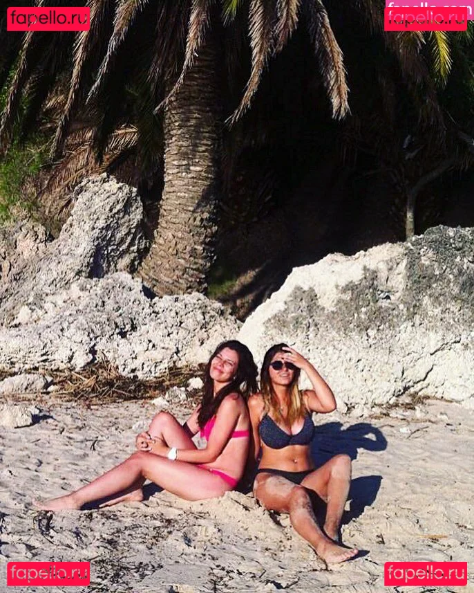 Meredithblake Onlyfans Photo Gallery 