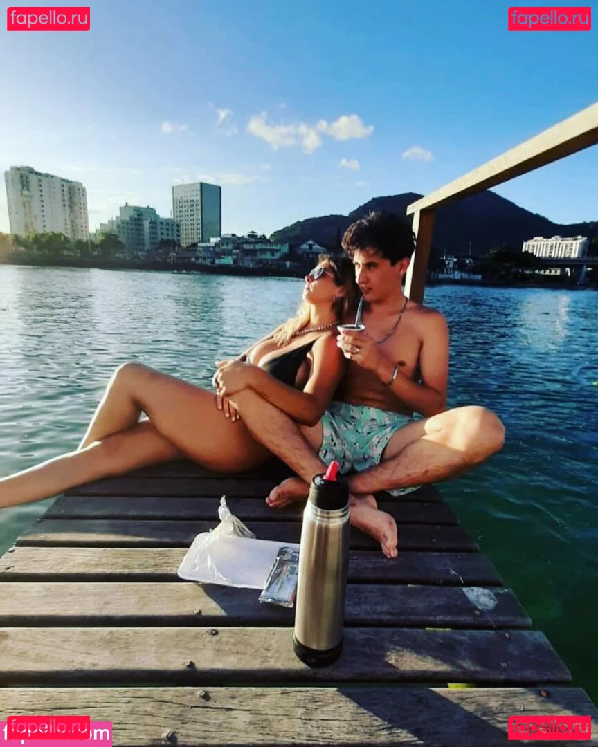 Meredithblake Onlyfans Photo Gallery 