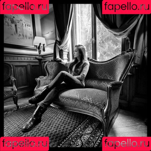 Celine Tran Onlyfans Photo Gallery 