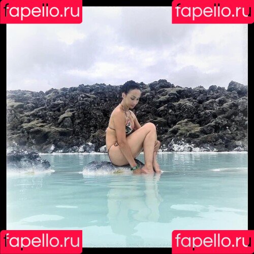 Celine Tran Onlyfans Photo Gallery 