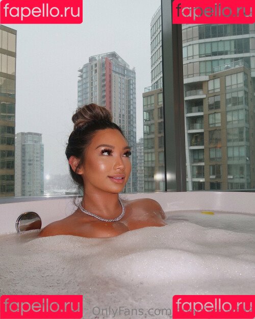 Sophia Malonzo Onlyfans Photo Gallery 