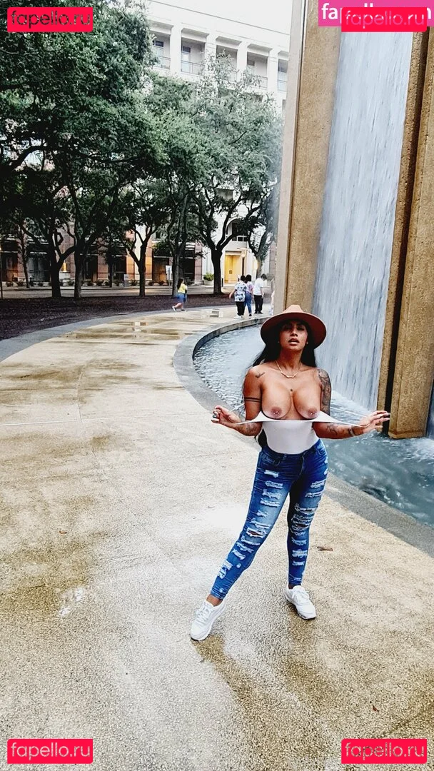 Sofia Leon Onlyfans Photo Gallery 