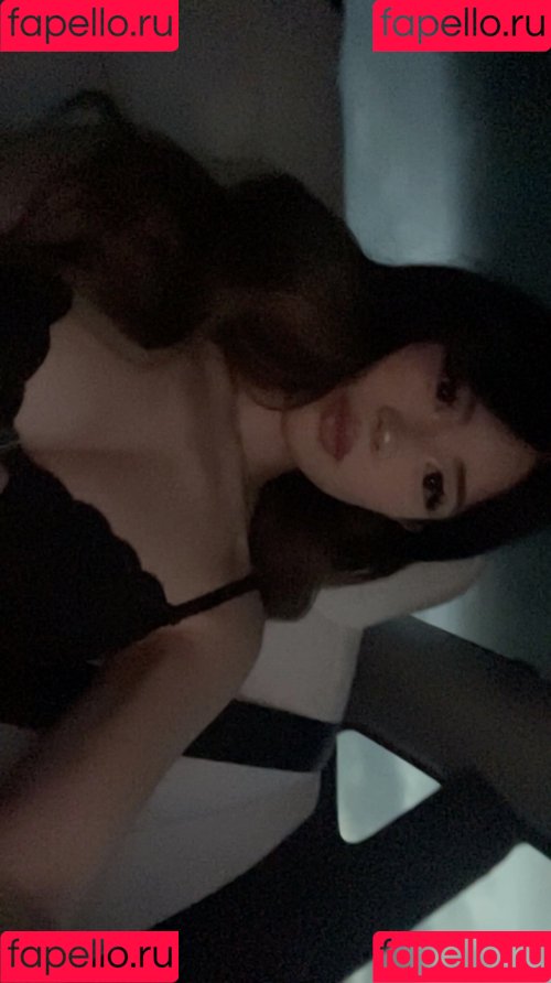 linawinaly Onlyfans Photo Gallery 