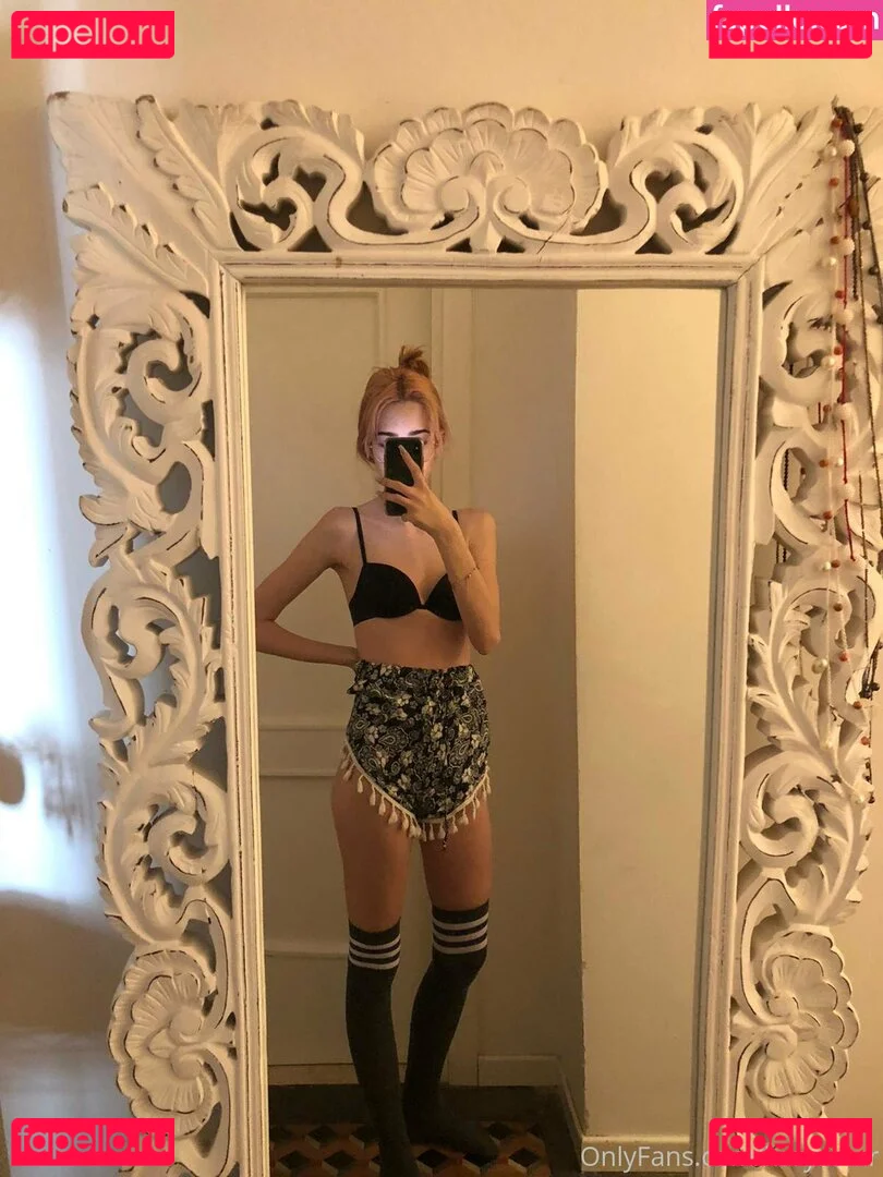 kvry22 Onlyfans Photo Gallery 