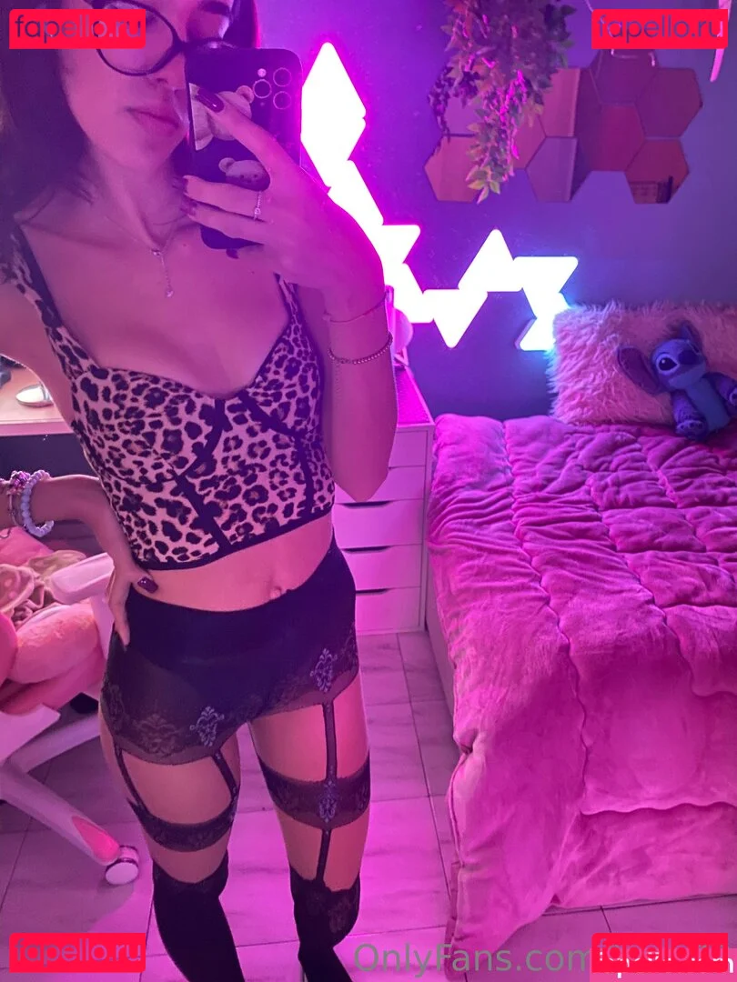 kvry22 Onlyfans Photo Gallery 