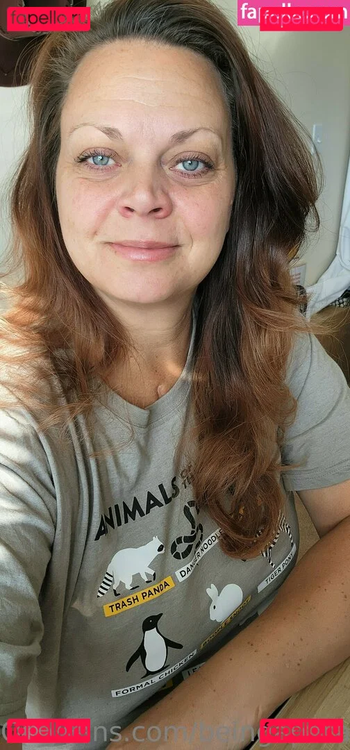 beingapara Onlyfans Photo Gallery 