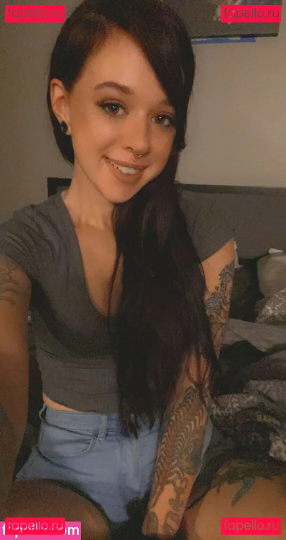 Becky May Onlyfans Photo Gallery 