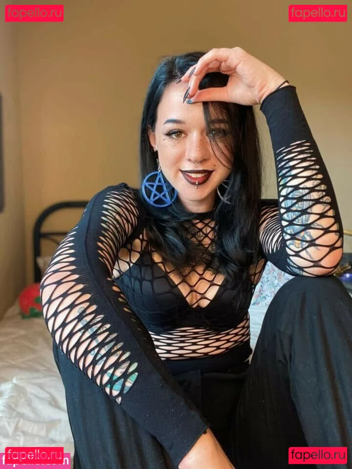 Becky May Onlyfans Photo Gallery 