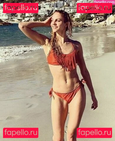 Simone Kowalski Onlyfans Photo Gallery 